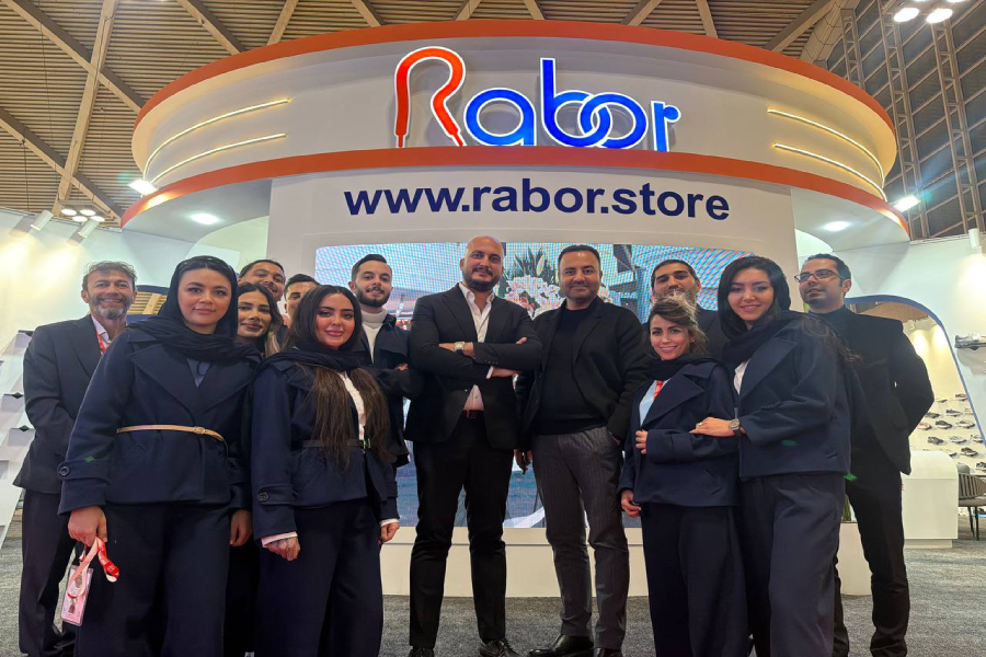 تیم رابر استور در نمایشگاه صنعت کفش 1404